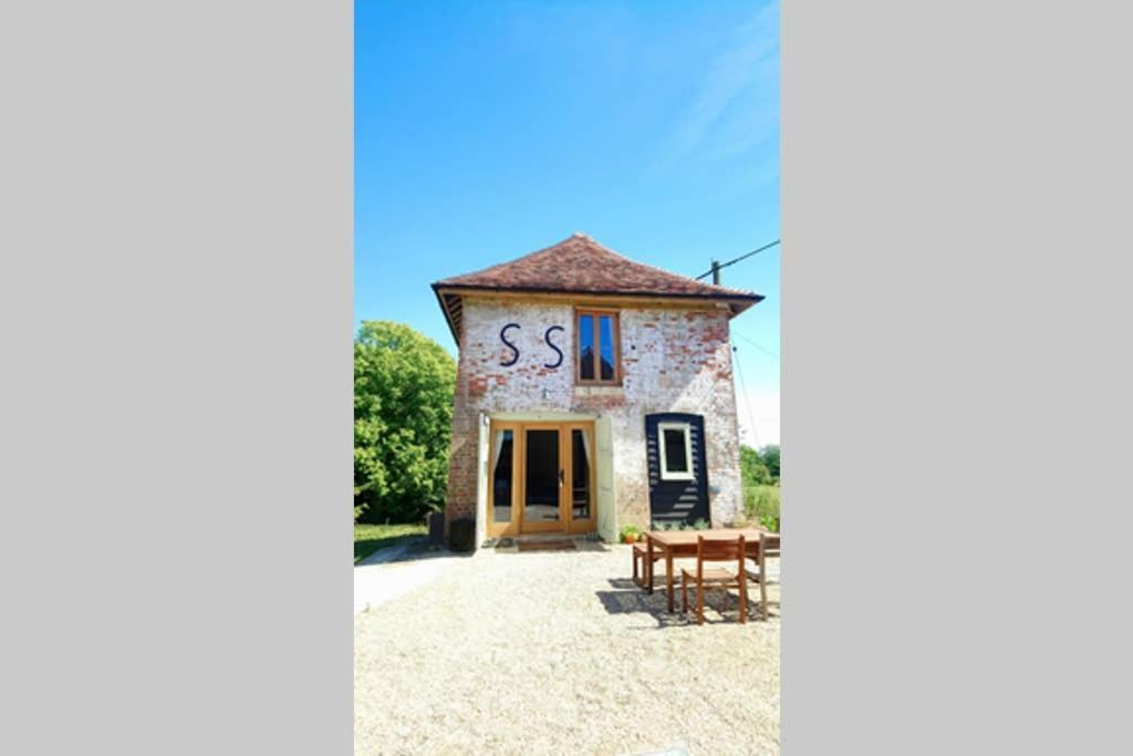 The Dovecote - Unique Self-Contained 1Bed Renovated Barn Villa Saffron Walden Exterior photo